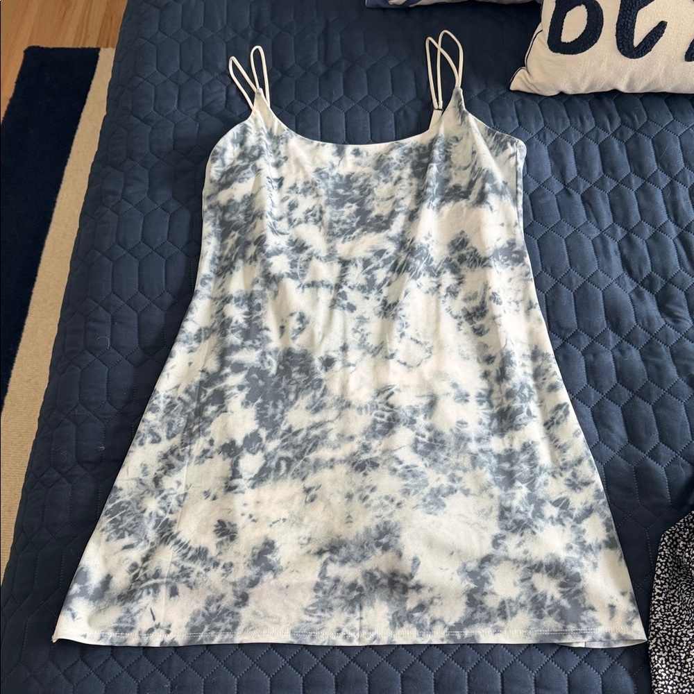 Abercrombie & Fitch Blue and White Tie-Dye Camisole